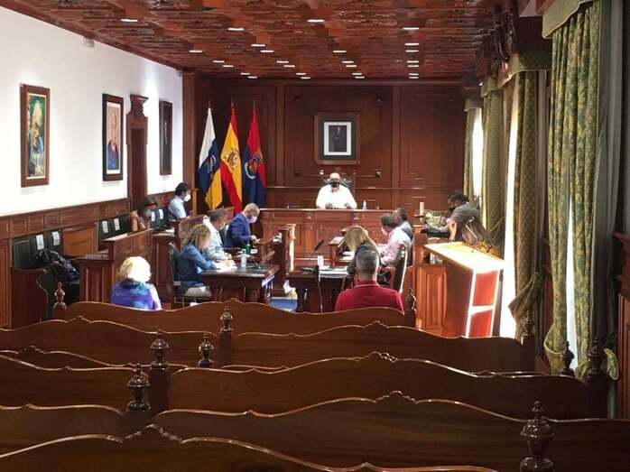 Imagen de una de las comisiones plenarias que se celebraron este viernes (Foto TA)